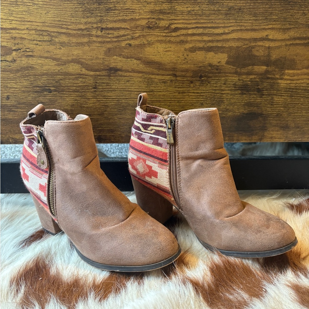 Brown Ankle Boots with Patterned Accent
